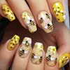 Parches Europeos Cuadrados de Uñas de Longitud Media Serie de Colores Populares Europeos y Americanos Patrones de Abejas Lindas Parches de Uñas Postizas