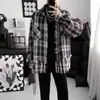 Jaqueta Xadrez Patchwork Tecida Estilo Tweed Falsa de Duas Peças para Homens, Marca da Moda com Design Inspirado no Instagram, Peça de Roupa Externa Casual e Estilosa de Nicho