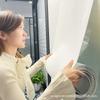 Rollo Adhesivo Papel Tapiz de Lino Pegatina de Pared Molde de Aluminio Impermeable y Anti-Suciedad Pared de Fondo Dormitorio Inodoro Preferido Transfronterizo Creatividad