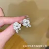 Brincos de Tarraxa Florais Românticos Franceses Delicados Microincrustados com Zircônia Agulha de Prata S925 Exquisitos Doces Modernos Atacado