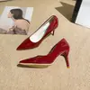 Otoño 2026 Tallas Grandes Sexy Punta Fina Tacones Rojos Altos Zapatos Individuales de Deslizamiento Poco Profundos Tacón de Aguja Zapatos de Fiesta para Mujer Venta al por Mayor