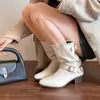 Nueva colección de otoño 2026: Botas de tacón grueso estilo francés hasta el tobillo para mujer, con diseño retro, efecto de realce de altura, estilo versátil y punta fina.