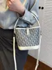Bolsa Saco com Bordado de Monograma, Bolsa de Mão Versátil para Mulheres, Novo Estilo Vintage 2026, Sensação de Luxo, Bolsa de Mão, Bolsa de Ombro, Bolsa Transversal