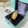 Marca de Moda Europea y Americana Lujo Sencillo y Ligero Anillo de Diamante con Borde de Bola de Circonita Incrustada para Hombres y Mujeres Calidoscopio Clásico