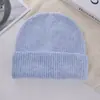 Chapéu de lã quente de tricô de cor sólida clássico de inverno de alta qualidade para mulheres e homens, chapéu versátil à prova de frio estilo coreano para atividades ao ar livre