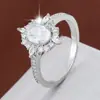 Fornecimento Transfronteiriço de Anéis de Zircônia Coloridos, Anéis Vintage Elegantes de Alta Qualidade em Formato de Ovo com Diamantes Inteiros para Mulheres, Venda Direta do Fabricante da Fonte