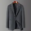 Traje de lana de doble cara para hombre para otoño e invierno, blazer de lana de negocios casual de alta gama con un aspecto sofisticado, chaqueta corta de un solo botón
