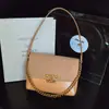 Bolsa Satchel de Corrente Popular Outono e Inverno Deste Ano Bolsa Pequena Personalizada para Mulheres Nova Moda 2025 Bolsa de Ombro Único Bolsa de Axila Bolsa Transversal