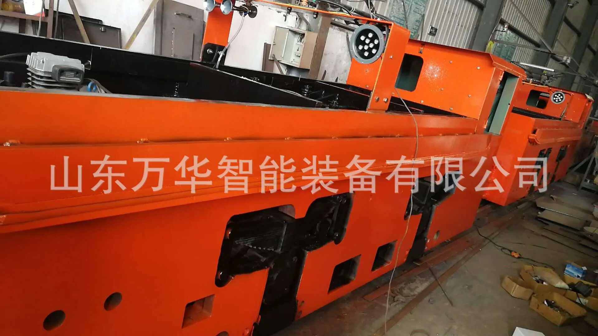 矿用电机车1.jpg