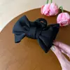 Pinza para el cabello de Satén Negro Estilo Coreano con Lazo Grande, Elegante y Antideslizante, Adecuada para Coletas Altas, Sencilla y Elegante para el Uso Diario