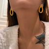 Pendientes de Aro Lisos Vintage Dazan al por Mayor Estilo Europeo y Americano Acero de Titanio Galvanizado con Oro Real de 18K Pendientes Huecos Irregulares en Relieve