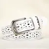 Cinturón Transpirable para Mujer Cuero Casual Versátil Hueco Decorativo Hebilla de Pin Moda Cinturón para Jeans Sin Perforaciones