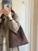 Bolsa de Gran Capacidad para Viajes Diarios Mujer 2026 Otoño Nuevo Elegante Retro Bolso de Hombro Individual Informal Bolso Tote Esmerilado para Debajo del Brazo
