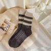 Calcetines para mujer hasta media pantorrilla, calcetines gruesos y cálidos de otoño e invierno, calcetines modernos que combinan con todo, absorventes del sudor, desodorantes, medias deportivas para estudiantes