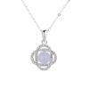 Collar de Plata de Ley S925 con Calcedonia Natural en Forma de Flor, con un Toque de Lujo Ligero y de Alta Gama, Presentando Líneas que Rodean la Clavícula, Suave, Dulce y Elegante