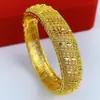 Pulsera de Aleación Chapada en Oro de Venta Caliente Novia de Dubái India Lujo Ligero para Mujer Boda Oro Arena Pulsera Joyería Al por Mayor