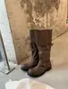 Hebilla de cinturón de otoño, botas apiladas con tacones gruesos, botas de longitud media vintage desgastadas, botas estilo coreano, botas de workwear de nicho para mujer