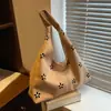 Bolsa Tote Retrô Vazada Esculpida Transfronteiriça Feminina Estilo Novo Moda Casual para o Dia a Dia Bolsa de Ombro Grande Capacidade