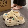 Zapatos con Agujeros de EVA para Mujer Verano Moda Exterior Slip-on Antideslizante Suela Gruesa que Aumenta la Altura Estilo Nuevo Sandalias de Media Punta Baotou