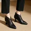 Promoção Quente 2026 Outono/Inverno Novidades Botas de Cano Curto Femininas Bico Fino Salto Agulha Alto Antiderrapante Mais Veludo Couro Macio Botas Casuais Femininas