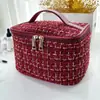 Bolsa de Maquiagem para Mulheres 25 Novo Estilo Pequena Estilo Perfumado Grande Capacidade Estilo Ins Portátil Bolsa de Armazenamento de Artigos de Higiene Pessoal