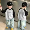 Camiseta de Manga Larga con Bloques de Color de Algodón Puro para Niños Camiseta Base Casual Atractiva Nueva de Primavera para Niños Medianos y Grandes Top Atractivo Versátil t