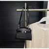 El Nuevo Verano 2025 es un Bolso Kelly Portátil de Moda y Sencillo para Mujer, un Bolso Cruzado de Moda y de Aspecto Elegante