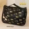 Nova bolsa de maquiagem fofa com tema de gato para mulheres, design estiloso, portátil, grande capacidade, perfeita para viagens, artigos de higiene pessoal e produtos de skincare, atacado com frete grátis