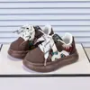 Zapatos Deportivos para Niños 2026 Otoño Suela Gruesa Retro Zapatos de Entrenamiento Alemanes Tenis para Niñas Zapatos Casuales para Niños Venta al por Mayor