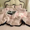 Conjunto de lençol de algodão lavado com bolinhas rosa estilo Hepburn, conjunto de quatro peças, conjunto de capa de edredom com renda, conjunto de cama de três peças