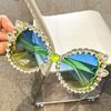 Gafas de Sol Oversize de Diseñador para Mujer - Acentos de Cristal Montados a Mano + Chic Estilo Urbano