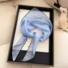Bufanda de Seda a Rayas Azules Estilo Coreano para Mujer 2026 Nuevo Modelo Bufanda para el Cuello Bufanda Triangular de Gama Alta Lazo para el Cabello Protección Solar Pañuelo para la Cabeza