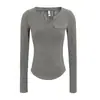 Camiseta de Manga Larga con Cuello Medio Abierto Cepillado Estilo Coreano 'Pure Desire' para Mujer Otoño 2025 Nueva Ajustada Gris Top Base