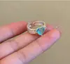 Anel de Zircônia com Diamantes Inteiros de Luxo Leve e de Alta Qualidade, Elegante Retrô, Anel Aberto Exquisito e Elegante para o Dedo Indicador, Anel de Empilhar Super Brilhante
