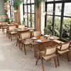 Madera Maciza Mimbre Restaurante Occidental Terraza Sofá Tienda de Té con Leche Restaurante de Té Estilo Hong Kong Tienda en Cadena de Cafés y Snacks Combinación de Mesa y Silla
