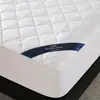 Protetor de colchão impermeável para comércio exterior, protetor de colchão acolchoado à prova de urina antiderrapante de cobertura total, peça única no atacado