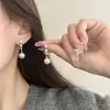 Pendientes de Zirconia y Perla con Forma de Corazón de Lujo Ligero Estilo Francés para Mujer, de Alta Gama, Elegantes, Modernos, Versátiles