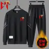 Traje Deportivo Casual de Primavera y Otoño para Hombre Estilo Europeo y Americano Estampado de Letras Juvenil Sudadera de Cuello Redondo y Pantalones Conjunto de Dos Piezas Listo para la Venta