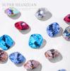 Internet Red Explosivo Grasa Uñas Cuadradas Arte de Uñas Diamante Súper Flash K9 Producto Alto Cristal de Vidrio con Forma Multicorte Adornos de Diamantes para Uñas