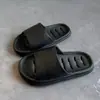 Pantuflas Antiderrames para Ducha de Baño de Verano para Mujer para Interiores Sensación de Pisar Caca en Casa Nuevas Pantuflas Frescas de EVA Antideslizantes Sin Olor para Pies