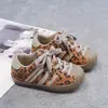 Zapatos Deportivos de Moda para Niños 2026 Primavera/Otoño Estilo Nuevo Zapatos Cortez con Puntera de Concha para Niños Zapatos Casuales Antideslizantes de Suela Suave para Niñas