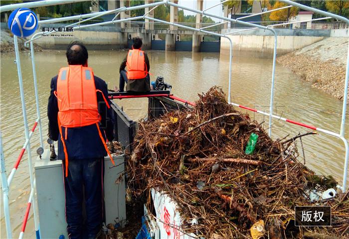 8德州垃圾打捞船 (3).jpg