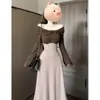 Vestido Patchwork de Cuadros Estilo Francés Suave, Vestido Pequeño Muy Bonito y Particularmente Lindo para la Primavera 2026