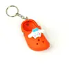 Llavero de Zapatos de Cueva Caliente Transfronterizos Mini Dibujo Animado Zapatitos Pequeños Llavero de Coche Colgante para Pareja Regalos Venta al por Mayor