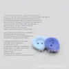 Casaco de pelúcia de cor sólida simples com formato irregular, top infantil estilo outono e inverno com botões de resina decorativos flocados