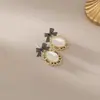 Brincos de Prata 925 Esterlina Esmaltados com Pérola e Flor de Zircônia para Mulheres, Novo Modelo Popular, Brincos Clássicos de Luxo de Alta Qualidade