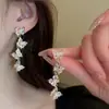 Aretes de Aguja Plateada con Borlas de Gota de Agua Incrustadas de Diamantes, Estilo Palacio, Nicho, Aretes Versátiles, Lujo Ligero, Venta al por Mayor de Aretes de Gama Alta