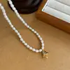Collar Original de Perlas Naturales con Colgante de Hongo en Forma de Corazón, Temperamento Suave Único, Cadena Versátil para la Clavícula para Mujeres