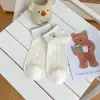 Meia Feminina Zhuji Primavera Verão Nova Bordado Cartoon Animal Sem Costura Meias Curtas Femininas Versátil Meia Barco Meias de Algodão com Malha