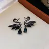 Pendientes de Plata Aguja Zirconia Cisne Gota de Agua, Pendientes de Moda Exquisitos y Versátiles, Pendientes de Lujo Ligero de Gama Alta con un Diseño Único
